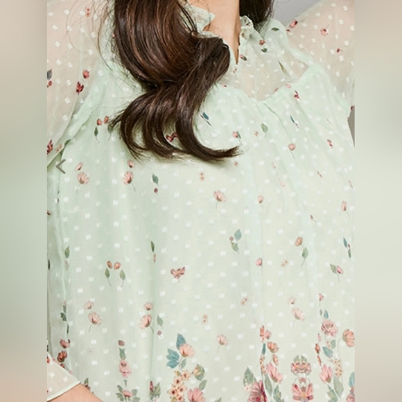 AND Light Green Floral Blouse Size 10 NWOT. - Picture 3 of 10